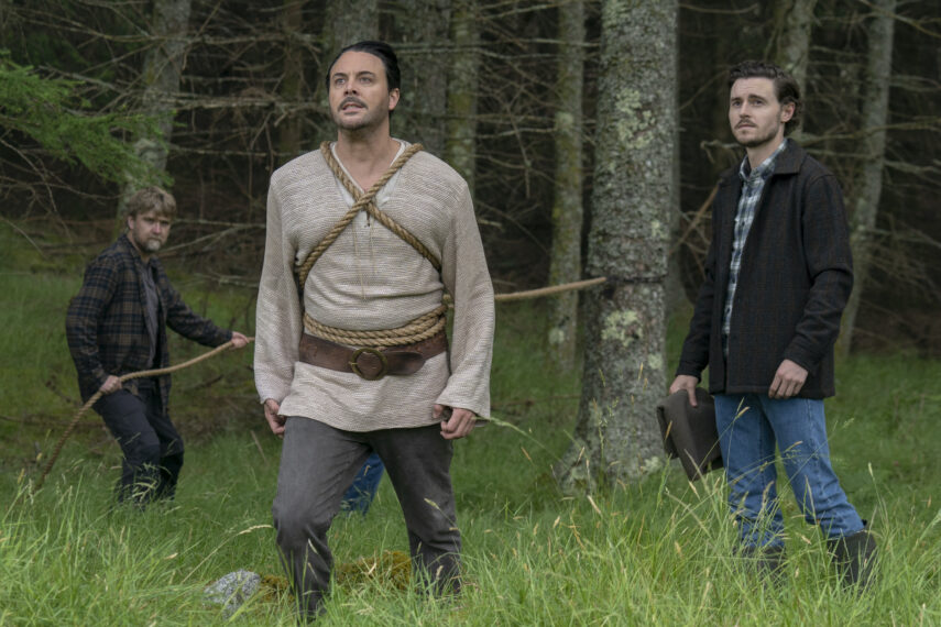 Jack Huston as Lasher, Callan McAuliffe as Abel Mayfair - Mayfair Witches _ Season 2, Episode 6