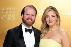 Bill Kennedy and Abby Elliott attend the 31st Annual Screen Actors Guild Awards at Shrine Auditorium and Expo Hall on February 23, 2025 in Los Angeles, California.