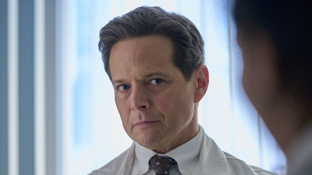 Scott Wolf as Richard — 'Doc' Season 1 Episode 8 'Man Plans'