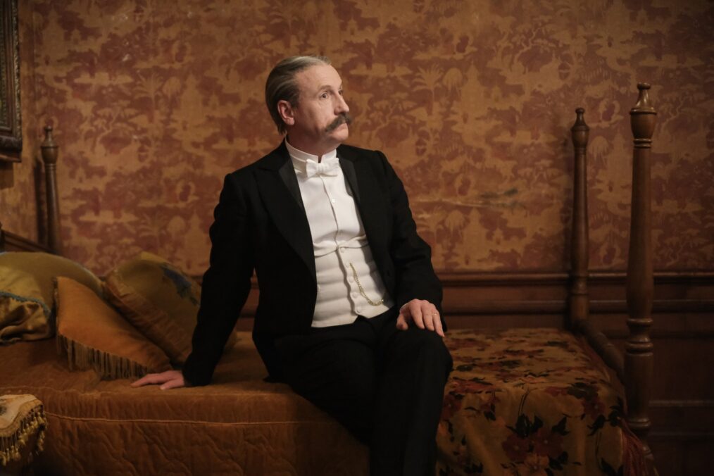 Matt Walsh in 'Ghosts' Season 4 - 'Alexander Hamilton and the Ruffle Kerfuffle'