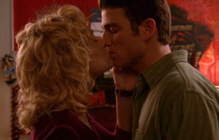 Hilarie Burton and Bryan Greenberg in 'One Tree Hill' Season 2