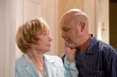 Shirley MacLaine, Hector Elizondo in 'Valentine's Day'