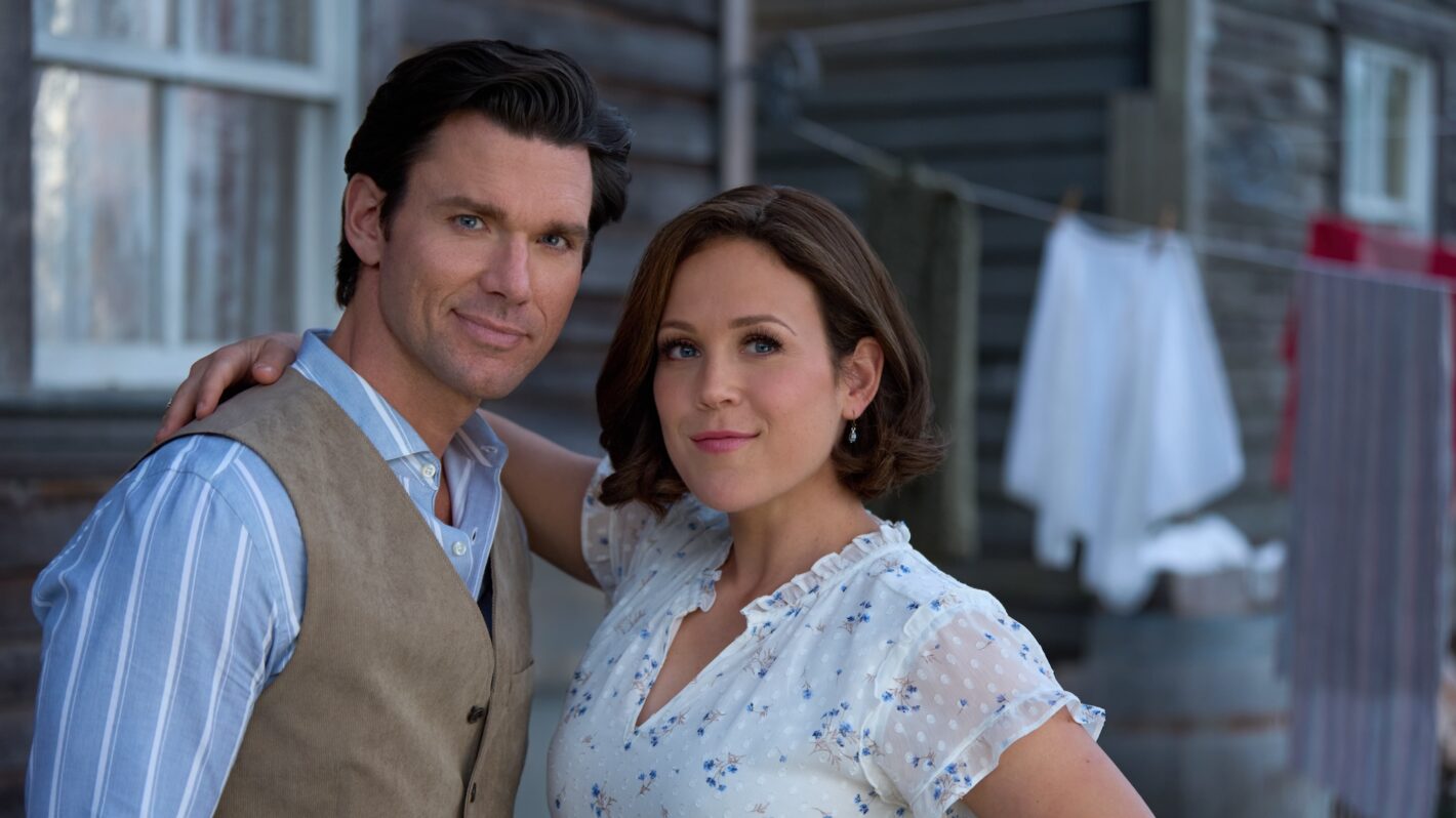 Erin Krakow and Kevin McGarry in 'When Calls the Heart' Season 12