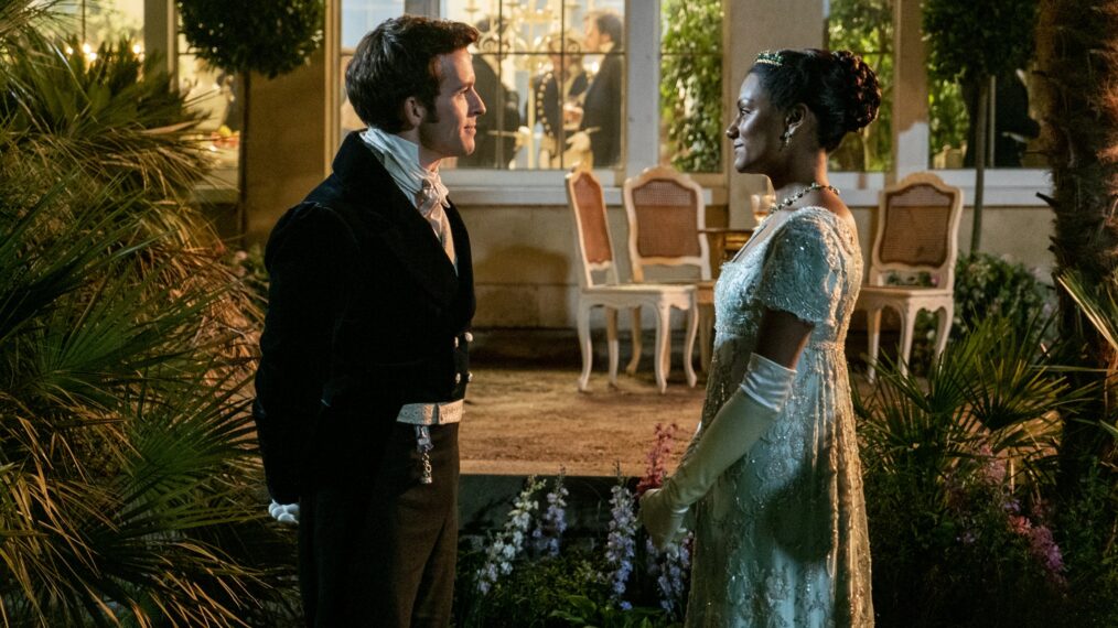 Jonathan Bailey and Simone Ashley in 'Bridgerton' Season 2