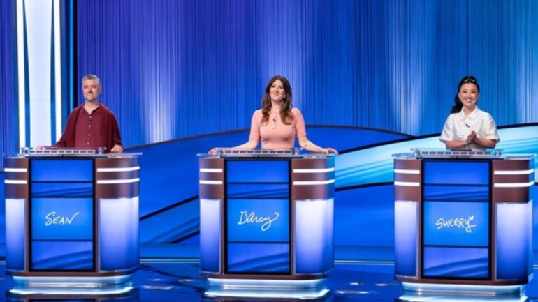 'Celebrity Jeopardy!' Contestant D'Arcy Carden Breaks Buzzer and Forces ...