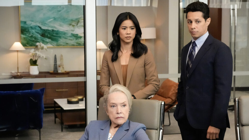 Kathy Bates, Leah Lewis, David Del Rio in 'Matlock' Season 1 Episode 15 - 'Game Face'