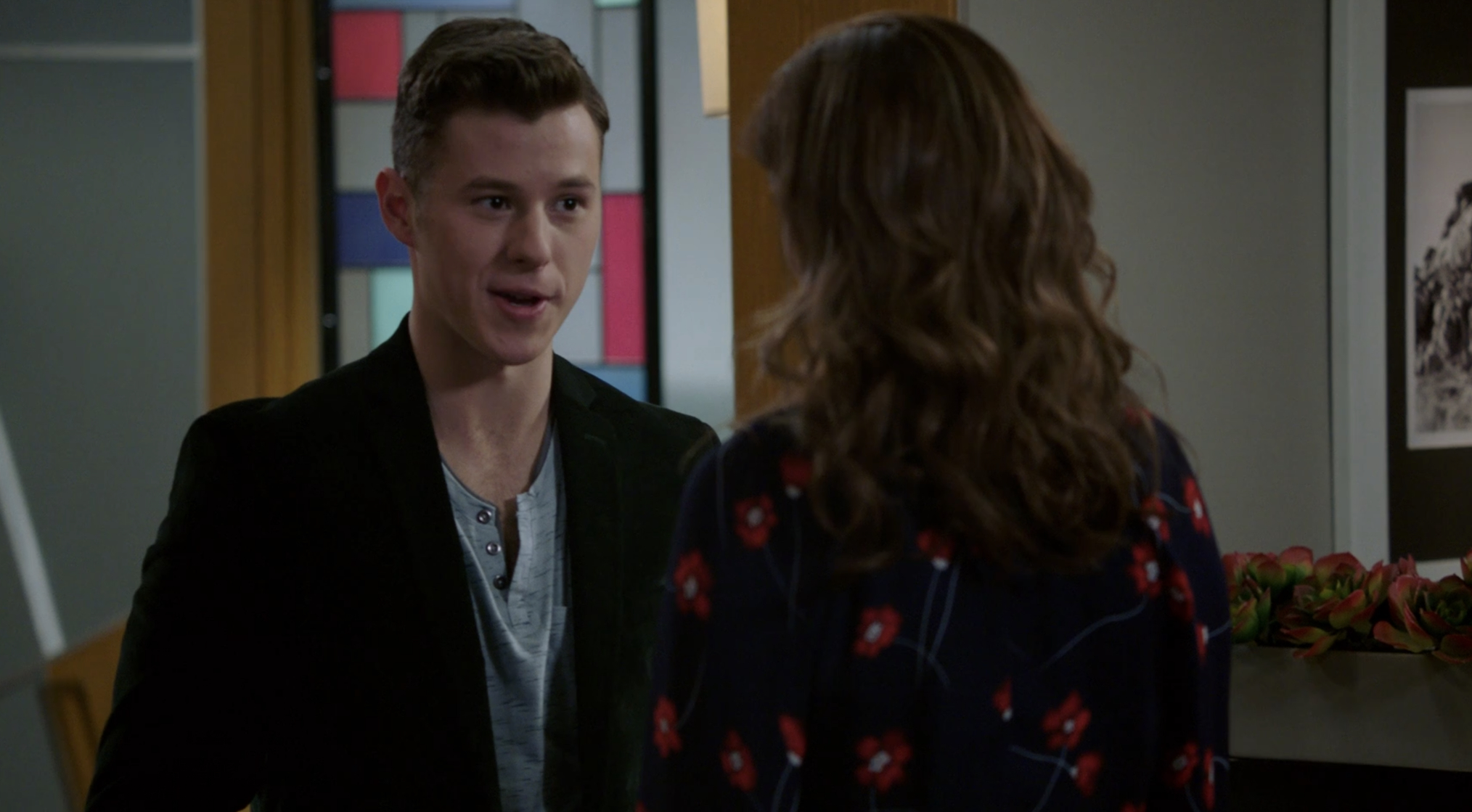 Nolan Gould and Amy Pietz in Modern Family