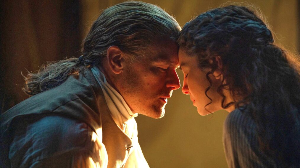 Sam Heughan and Caitriona Balfe in 'Outlander'