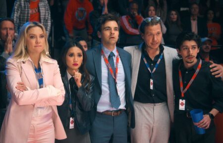 Kate Hudson, Brenda Song, Drew Tarver, Scott MacArthur, and Fabrizio Guido in 'Running Point' Season 1